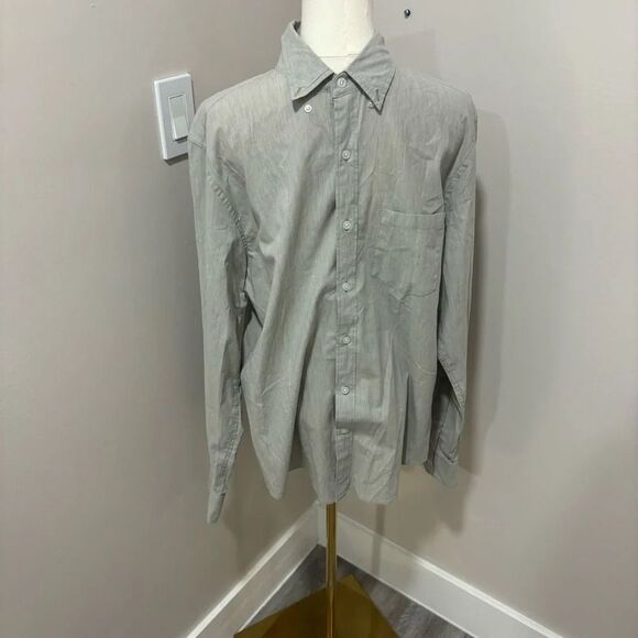J Crew Men’s Button Down Size Medium. Closet J120 - Picture 1 of 3